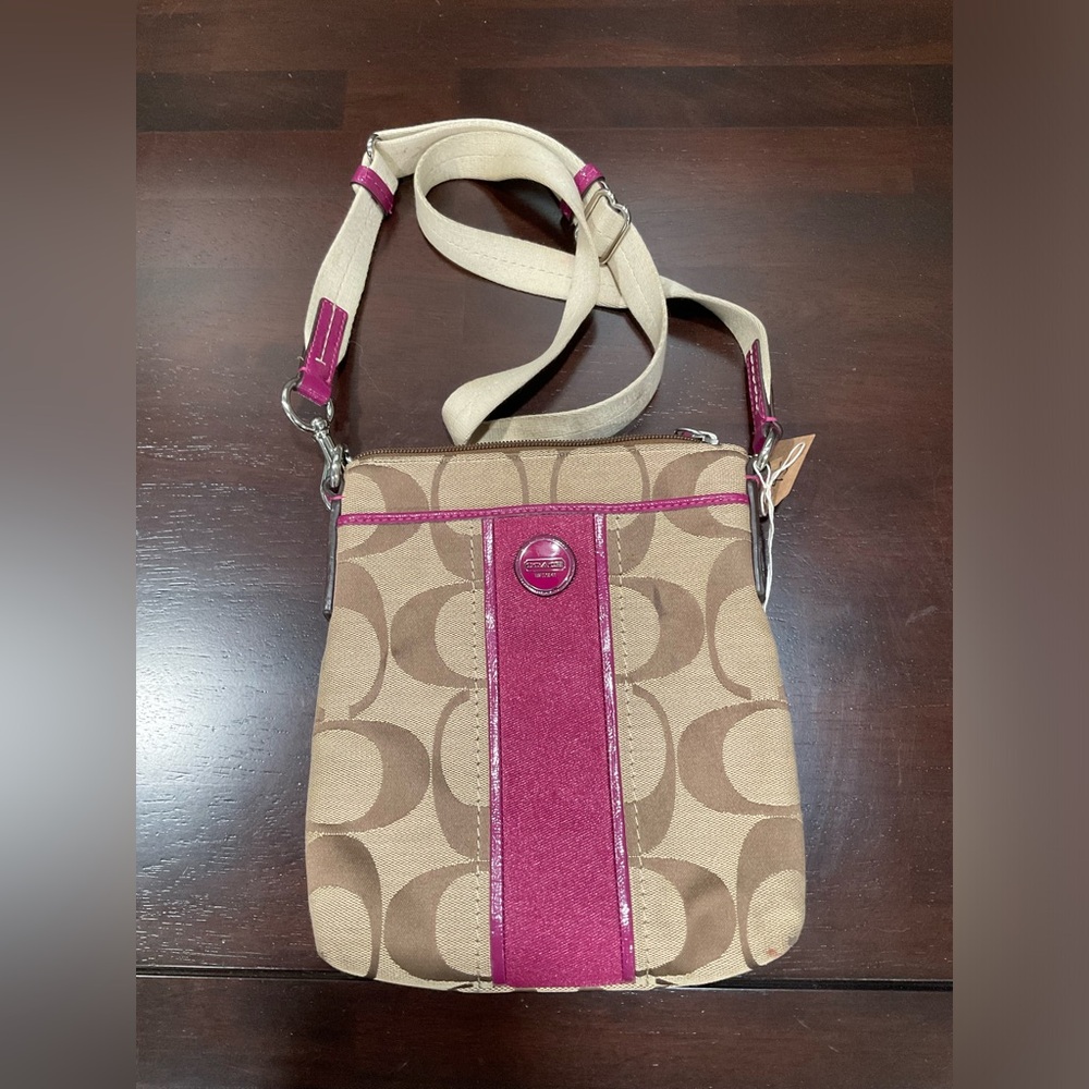 COACH MAROON‎ AND BROWN SIGNATURE C SWINGPACK CROSSBODY